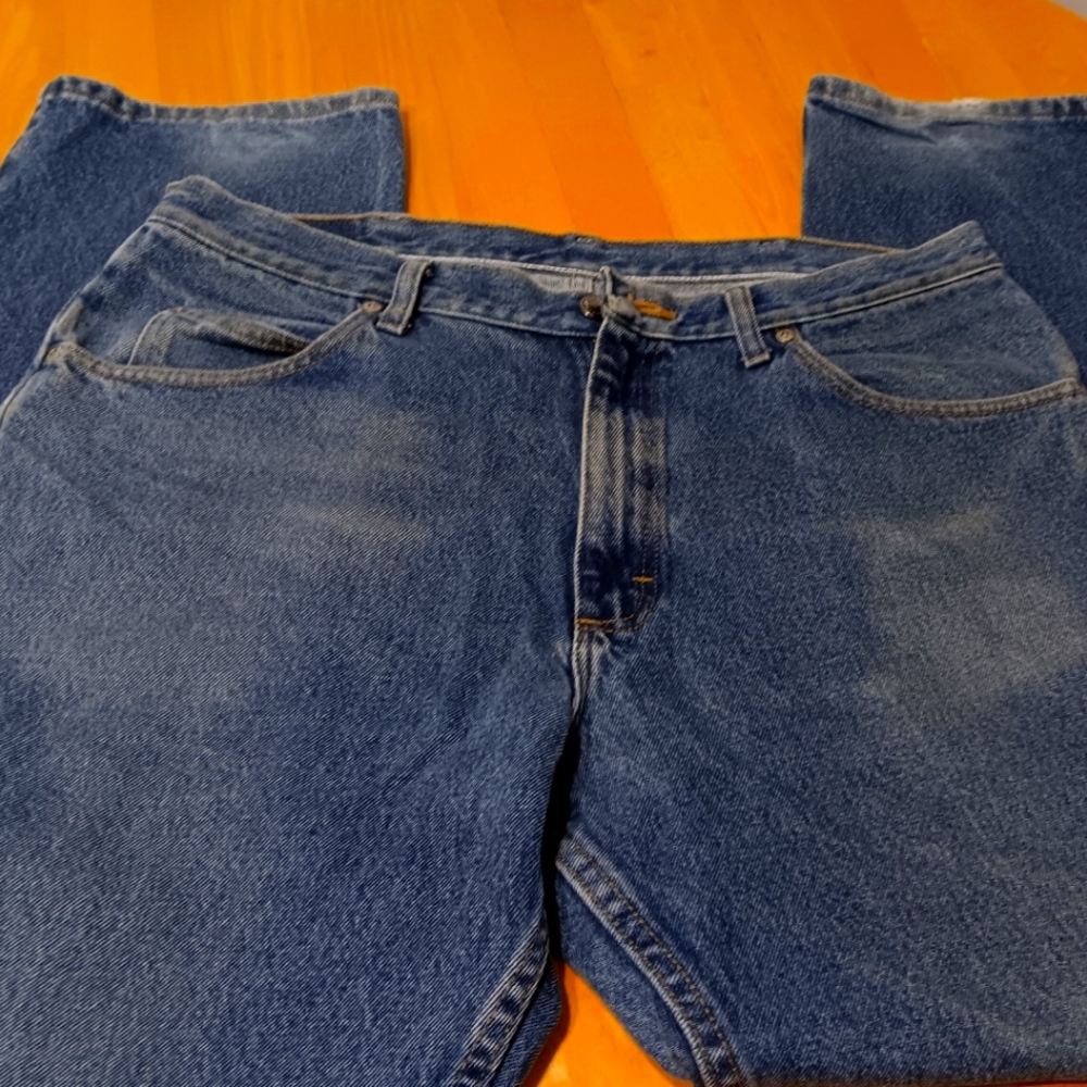 Wrangler Relaxed Fit Jeans 👖